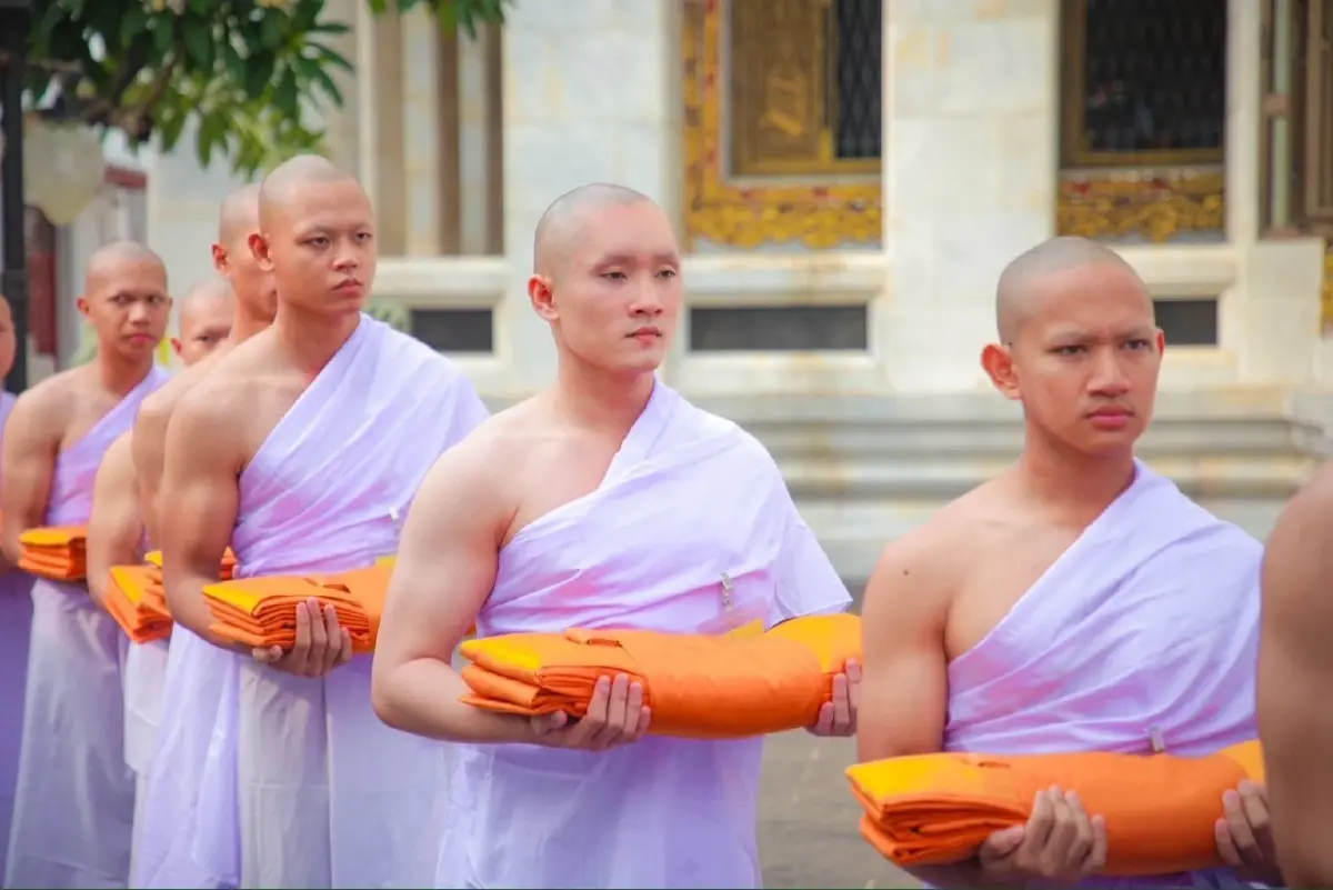 อุปสมบทหมู่ถวายพระราชกุศล 'ทูลกระหม่อมอาจารย์'ครบ 70 พรรษา