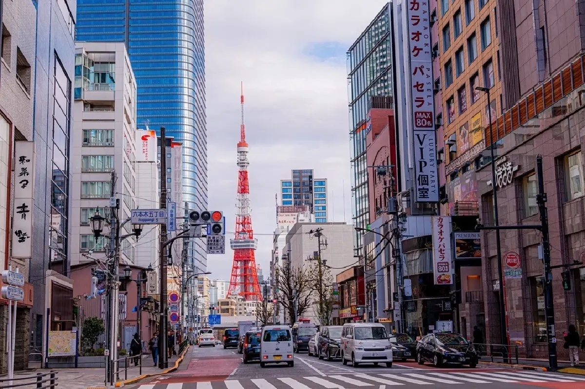 ‘ไทยเที่ยวนอก’ ปี 68 ฟื้นแซงก่อนโควิด! ตั๋วบินถูกหนุนยอด ‘เที่ยวจีน’ ลุ้นล้มญี่ปุ่น