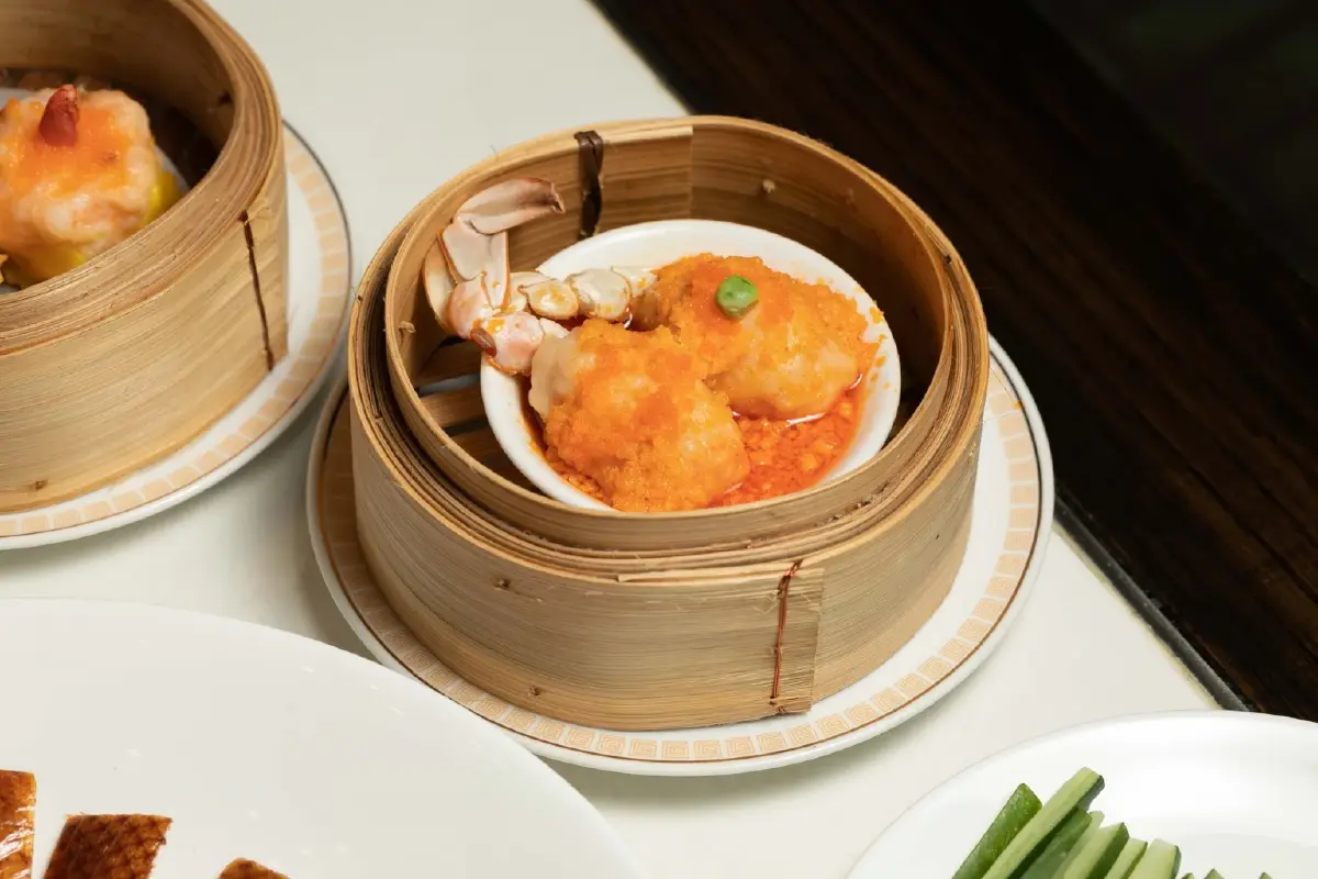 ‘อาหารจีน’ สไตล์เรโทร ควิซีน ที่ ‘ซิลค์ โร้ด’ โดย ‘เชฟกั๊ม’