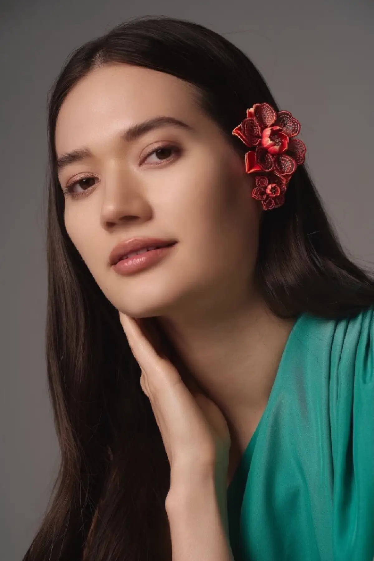 เครื่องประดับจากพระปรางค์วัดอรุณฯ ผลงานเด่น จิม ทอมป์สัน - SARRAN