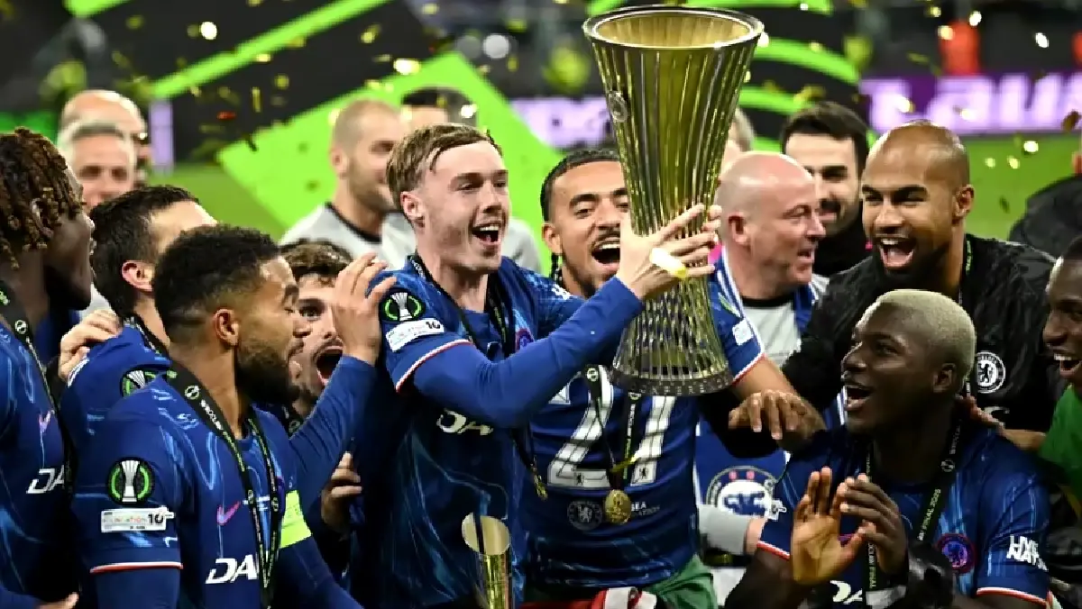 'เชลซี' แชมป์คอนเฟอเรนซ์ ลีก ทำสถิติใหม่ ทีมแรกคว้าแชมป์ยุโรปครบ