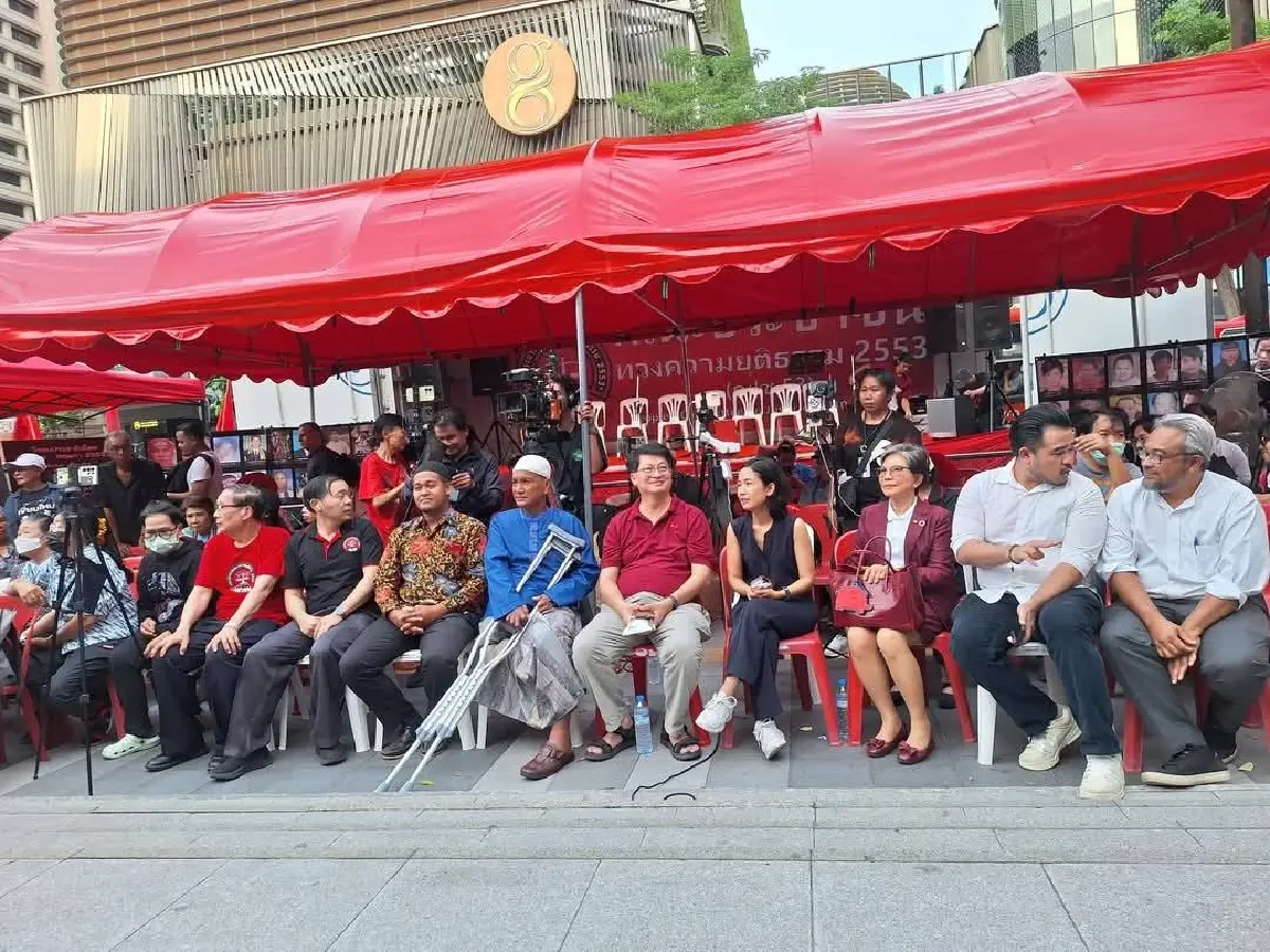 ‘ส้ม’ รุกคืบ กิน ‘แดง’ กระชับพื้นที่-ขย่มศรัทธา 'เพื่อไทย' ?