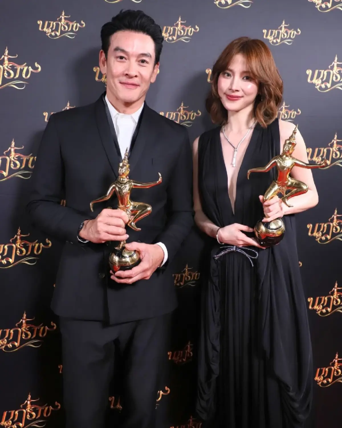 'ใบเฟิร์น' คว้า 2 รางวัล นักแสดงนำหญิง ละครสั้น-ยาว 'นาฎราช' ปี 67