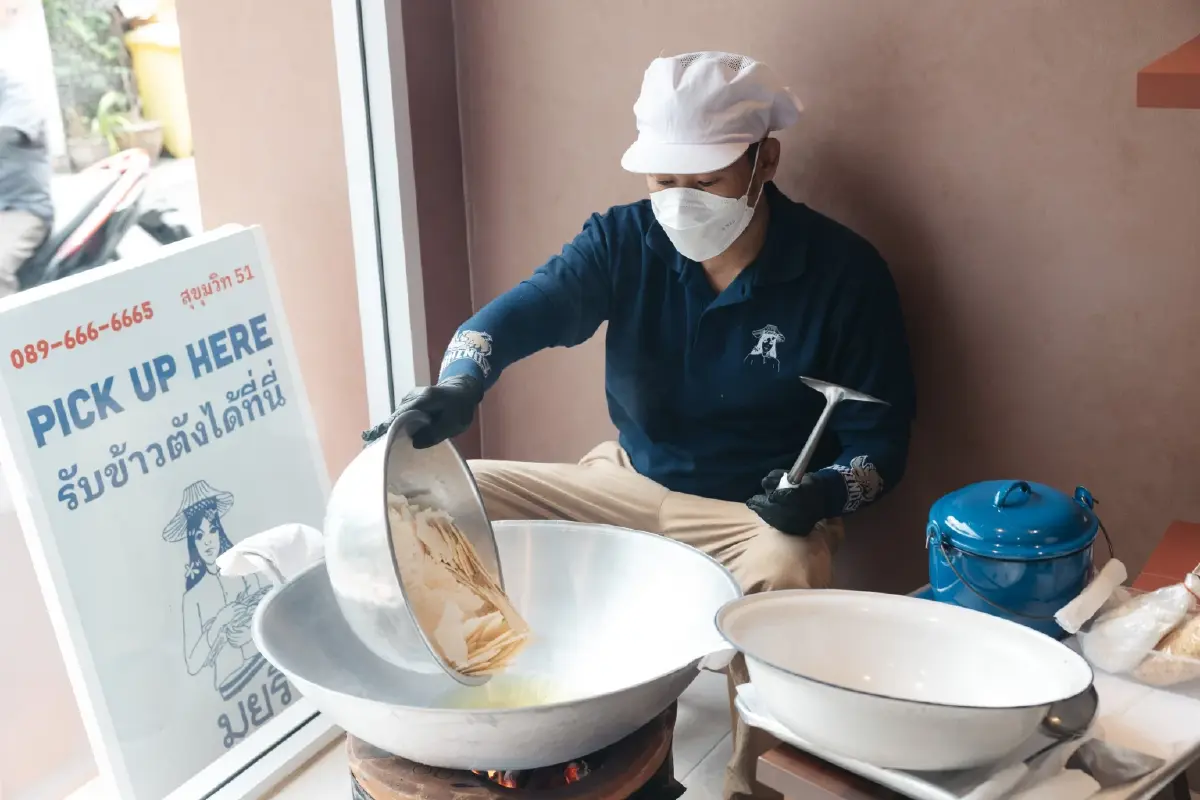 ‘ข้าวตังมยุรี’ ตำนาน 50 ปี ข้าวตังทรงเครื่อง ของว่างเคี้ยวเพลิน