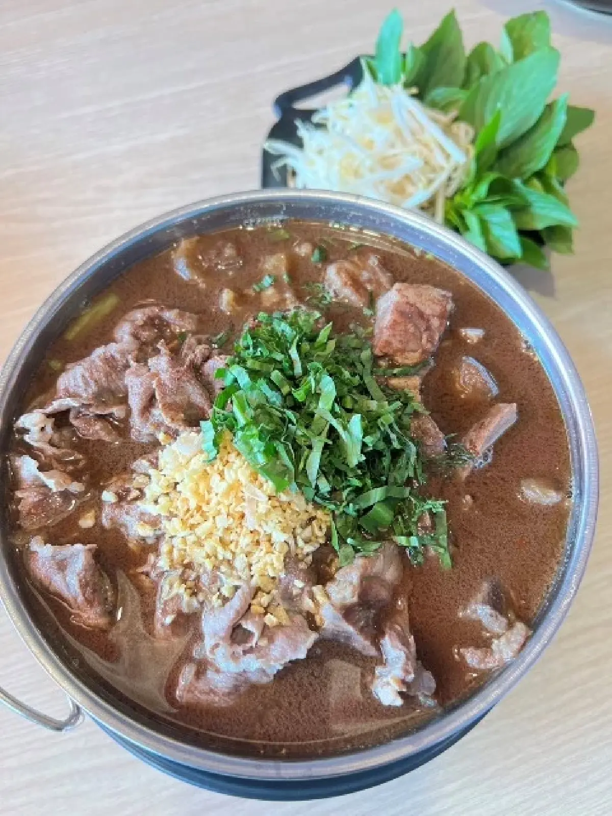 ‘ร้านแสนแสบ’ (Saen Saep) อาหารอีสานรสแซ่บ ‘ปลาดุกย่าง’ อร่อย