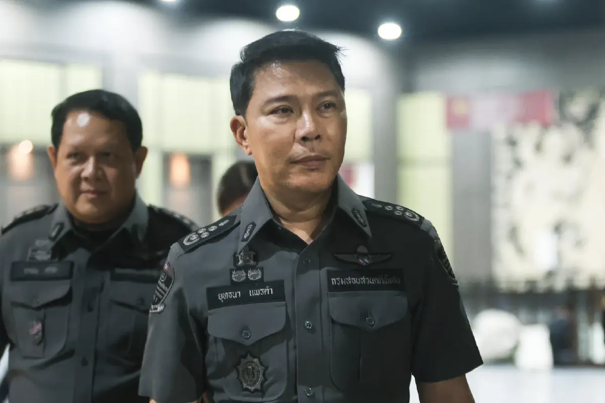 นิติสงคราม ‘ฮั้ว สว.’ ลาม ครม. ‘น้ำเงิน’ สอย ‘ทวี’ - ‘แดง’ ขวางสรรหาองค์กรอิสระ