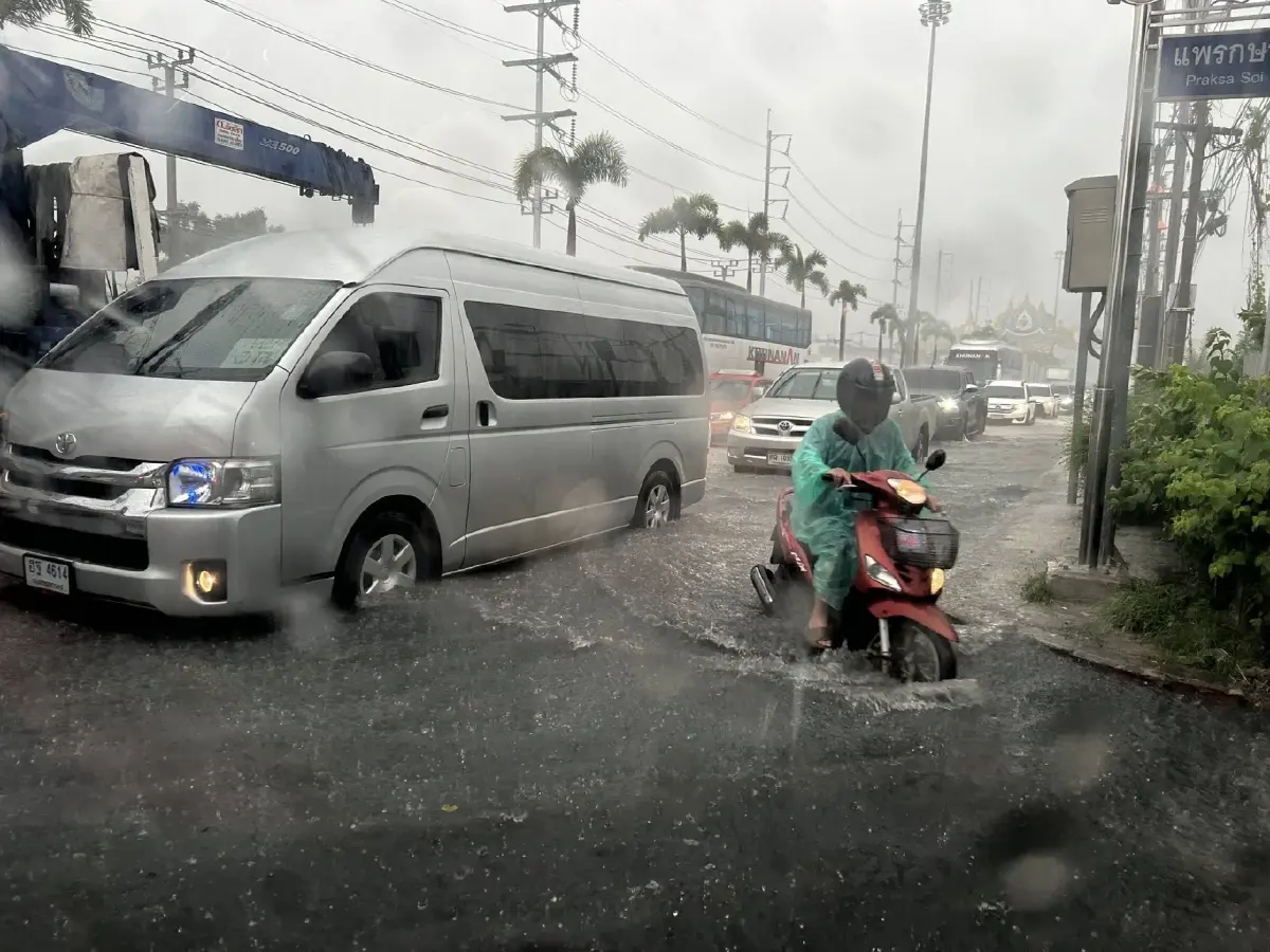 ฝนตกหนัก 1 ชม. กทม. ปริมณฑล น้ำท่วม รถติดมาครบ เช็กสถานการณ์ล่าสุด