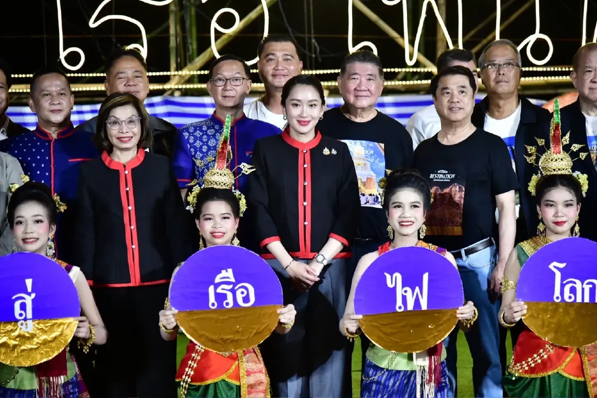 สิงห์อีสานเหนือ ‘มนพร’นครพนม จัดทัพ แดงริมโขง รุกฆาต‘สีน้ำเงิน’