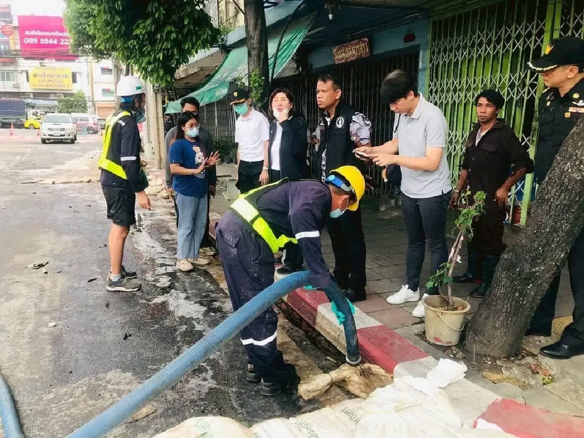 อัปเดต รถน้ำมันคว่ำ ซ.สุขสวัสดิ์ 27 ตรวจค่าไอระเหยไม่เกินมาตรฐาน