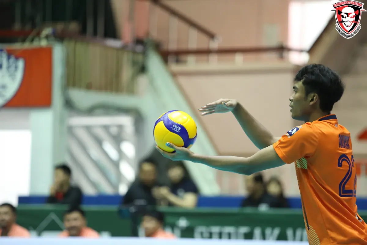 นครราชสีมา คิวมินซีฯ คว้าชัย 3 เซตรวด ซิวแชมป์วิน+สตรีก 2025