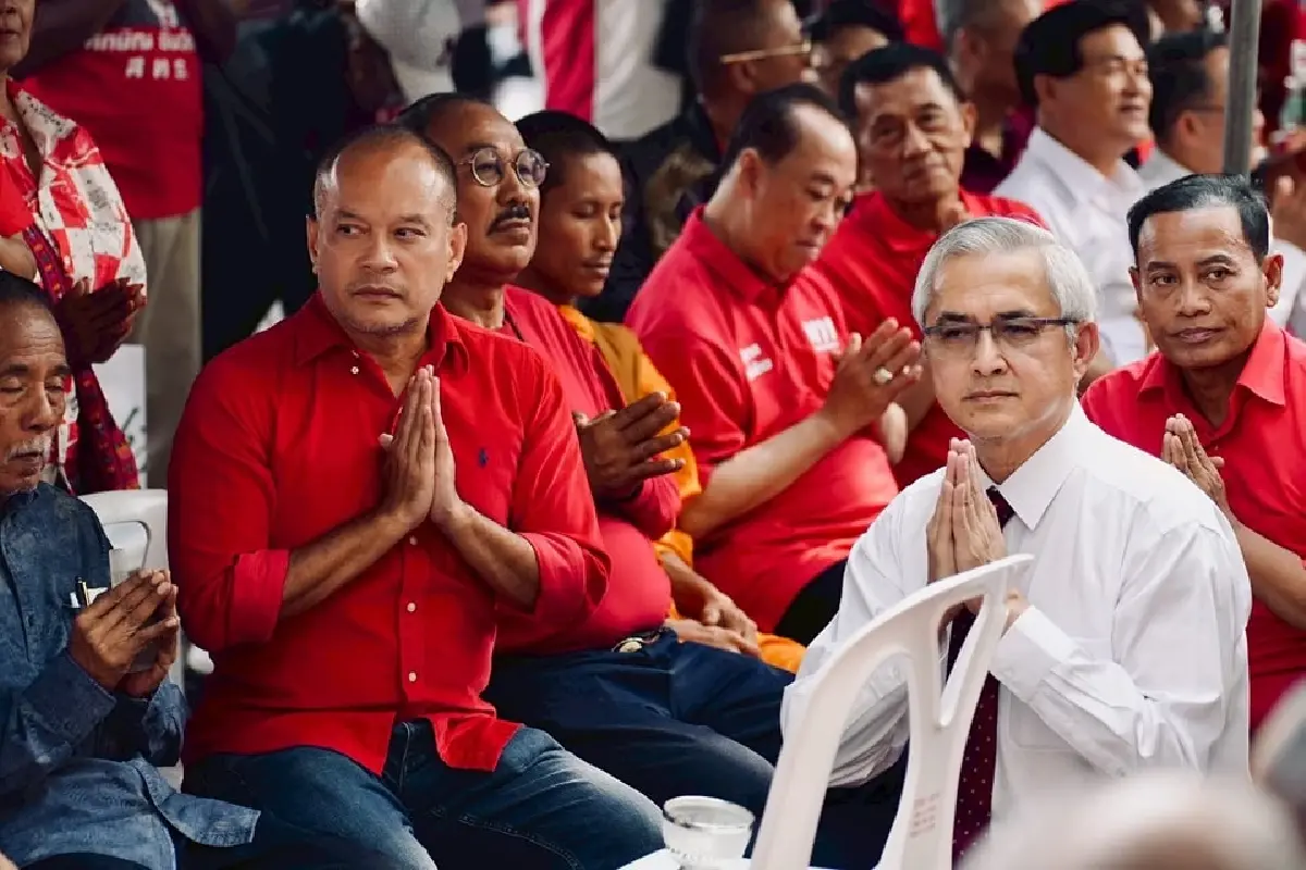 ‘ส้ม’ รุกคืบ กิน ‘แดง’ กระชับพื้นที่-ขย่มศรัทธา 'เพื่อไทย' ?