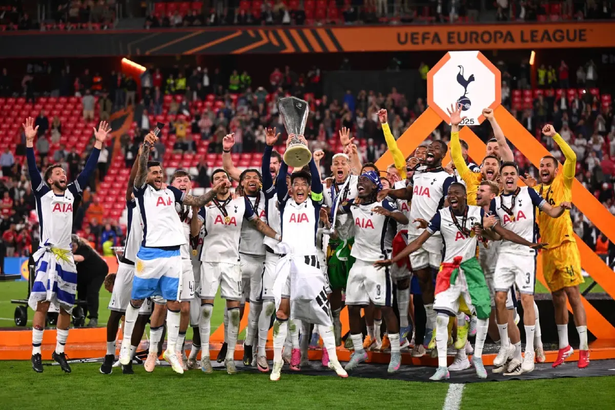 ผลบอลวันนี้ 'สเปอร์ส ชนะ แมนยู' รอบชิงฯ UEL คว้าแชมป์ ยูโรปา ลีก