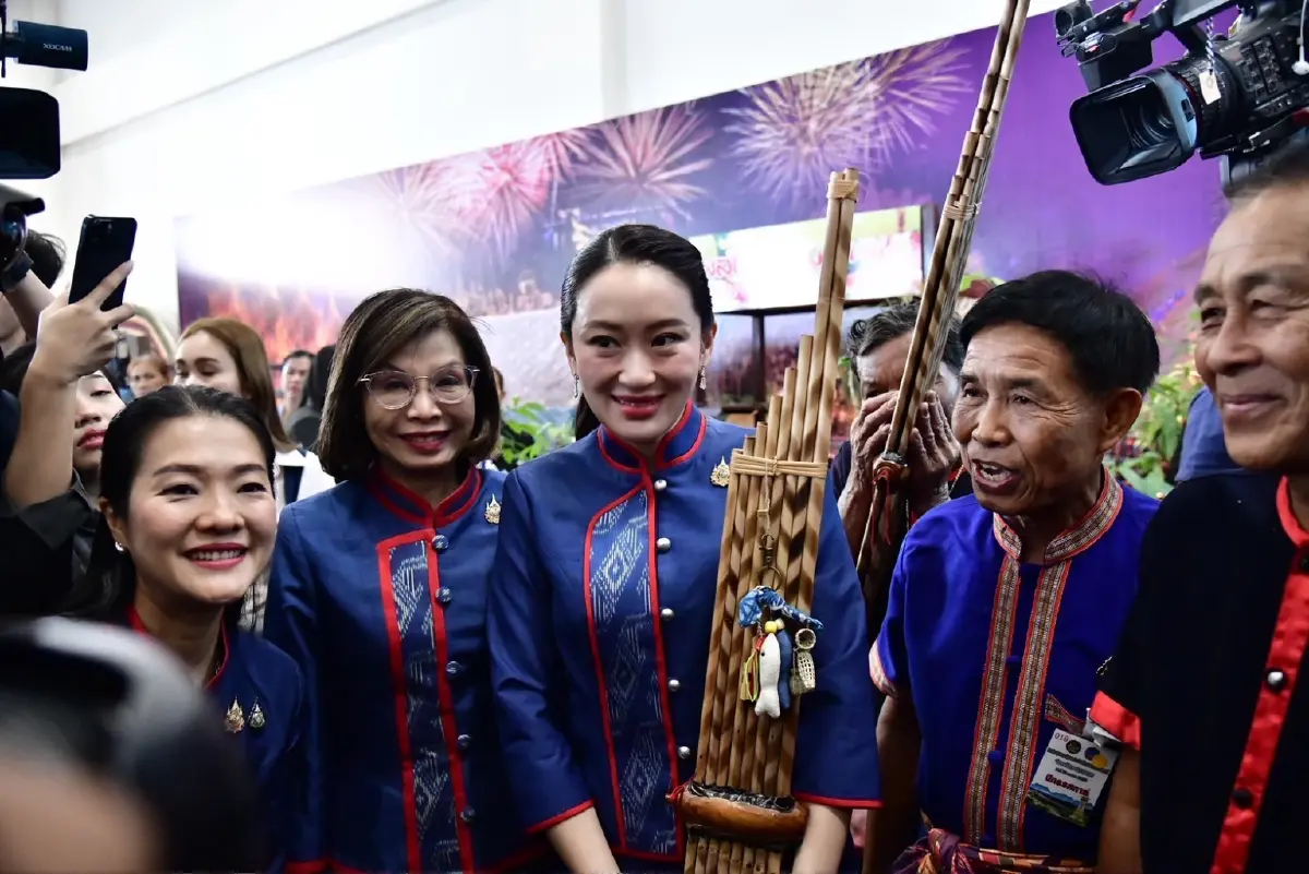 สิงห์อีสานเหนือ ‘มนพร’นครพนม จัดทัพ แดงริมโขง รุกฆาต‘สีน้ำเงิน’