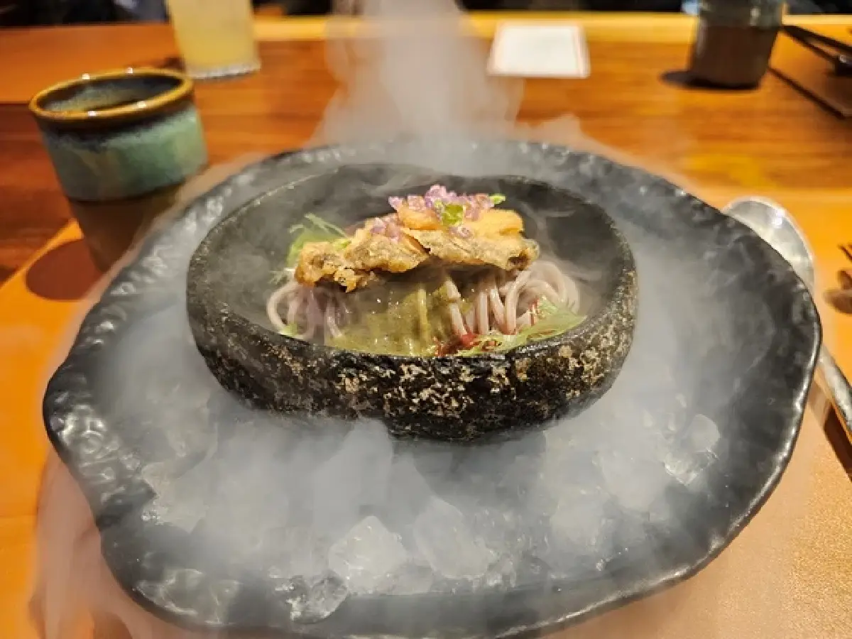 ดื่มด่ำ อาหารญี่ปุ่น ที่ ฮาชิริ (Hashiri) โรงแรมดิ แอทธินี โฮเทลฯ