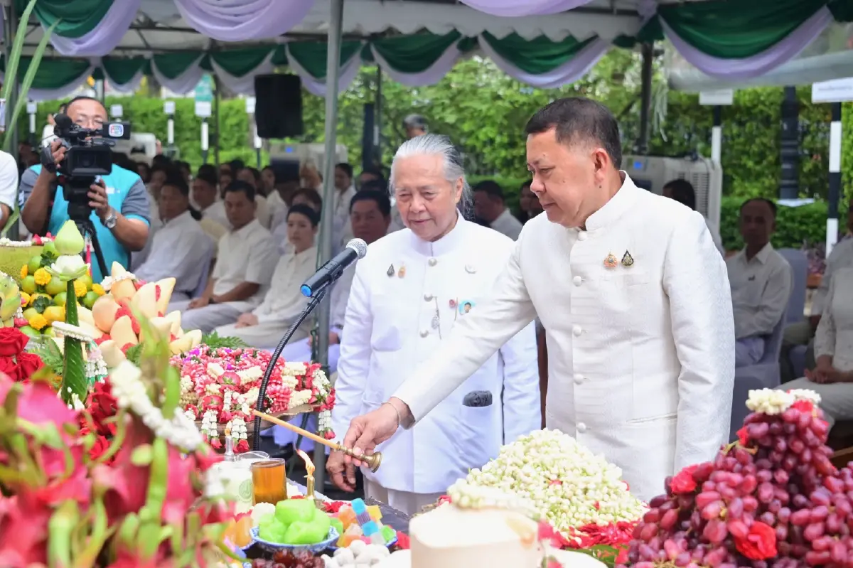 เกษตร บวงสรวงสิ่งศักดิ์สิทธิ์ประจำกระทรวงเตรียมงานพืชมงคล