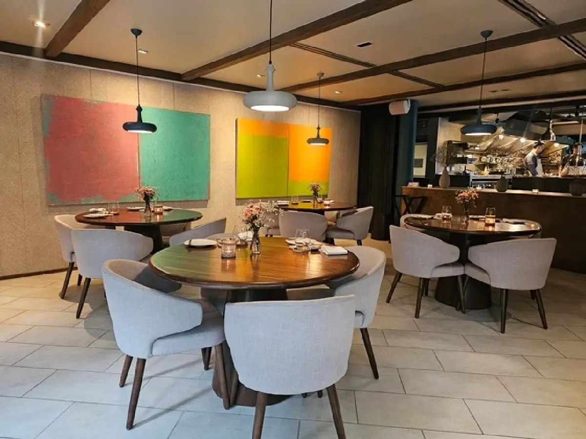 ‘Loyrom’  อาหารค่ำสุดหรู  ‘ร้านอาหารสไตล์นอร์ดิก’  ซอยสุขุมวิท 26