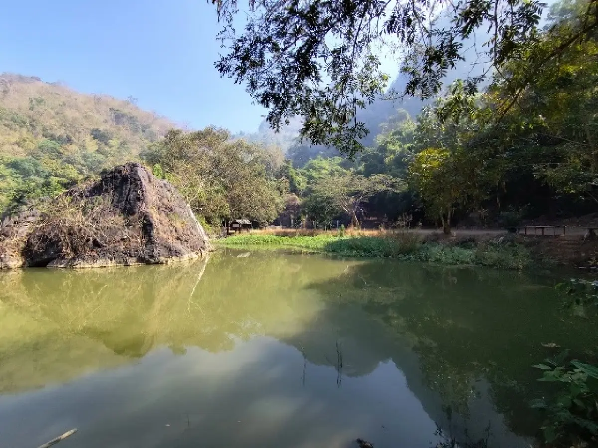 ‘เที่ยวแม่สอด’ จังหวัดตาก ชม ‘หมู่บ้านหรรษา...แม่กาษา’