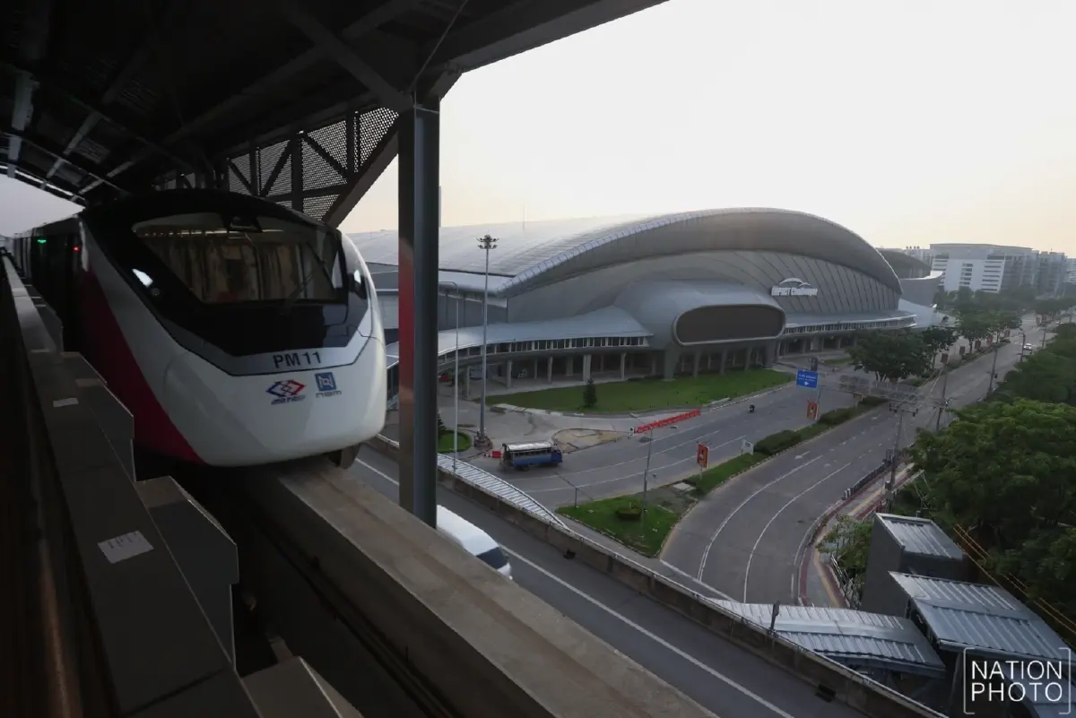 เปิดนั่งฟรี ! ‘รถไฟฟ้าสายสีชมพู’ เชื่อมเมืองทองธานีแล้ววันนี้