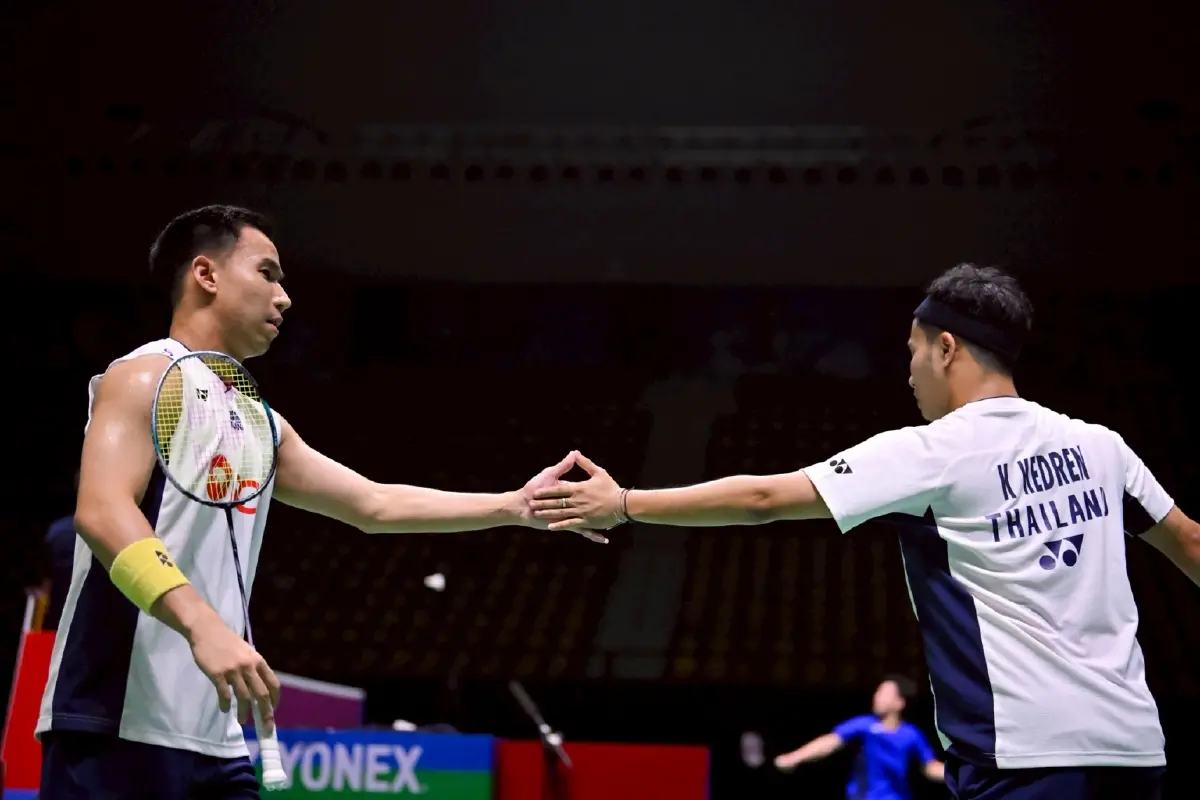 ผลแบดมินตันสด ไทย ชนะ อินโดนีเซีย ชายคู่ 'สกาย - บาส' ไทยแลนด์ โอเพ่น