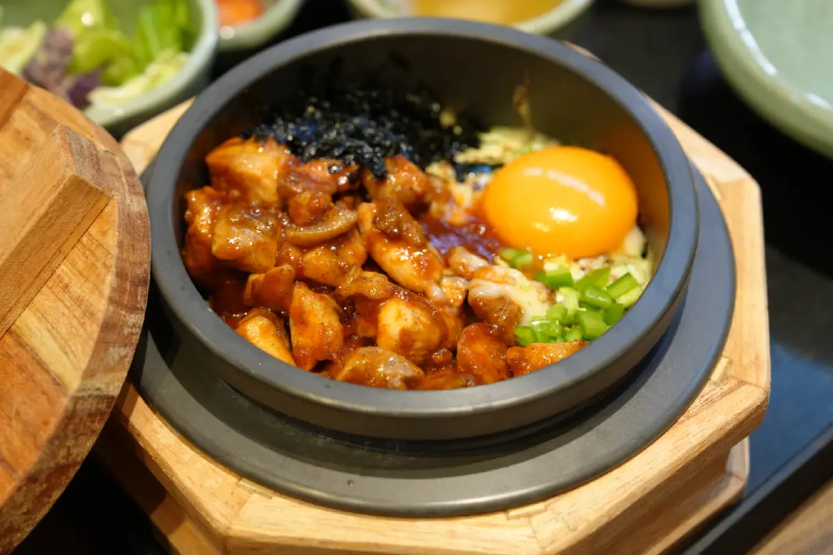 ไม่ต้องไปถึงเกาหลี 'SOLSOT' ยกทัพข้าวอบเกาหลีที่เซ็นทรัลเวิลด์