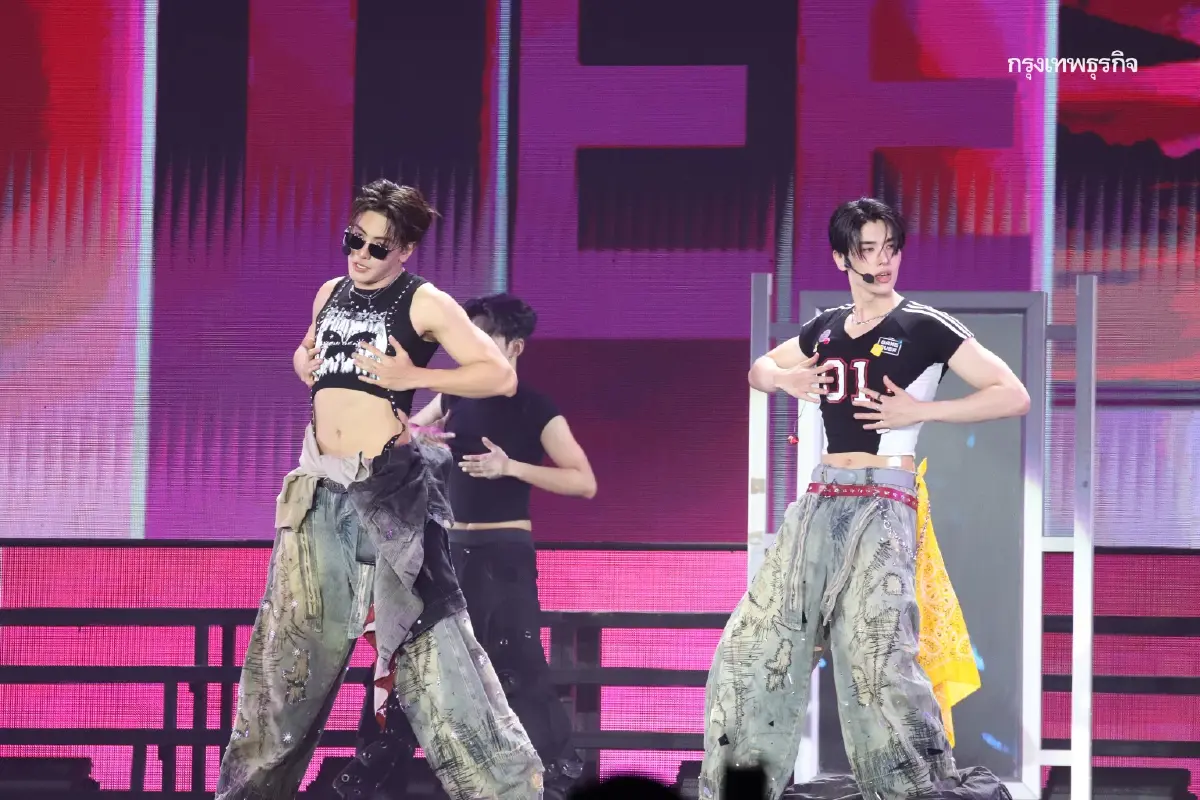 ‘LOVE OUT LOUD FAN FEST 2025’ 11 คู่จิ้นเสิร์ฟโชว์เต็มอิ่ม 2 วัน ติดเทรนด์โลก ‘อันดับ 1’