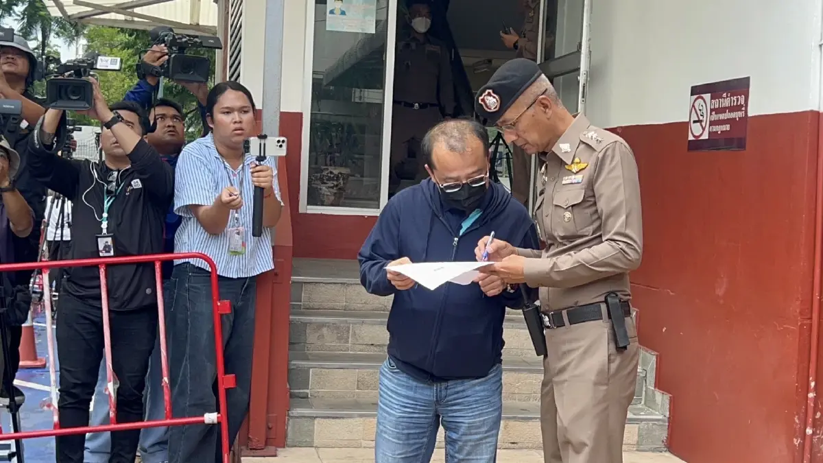 คุมตัว 15 ผู้ต้องหา ตึกสตง.ถล่ม ส่งศาล 'เปรมชัย' นั่งรถกระบะ