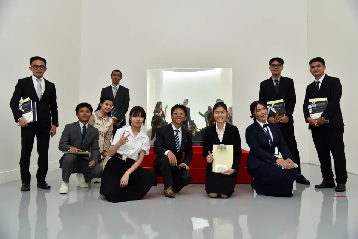 ประกวดศิลปกรรมช้างเผือก #14 ฝูงตะเพียนสาน หลากเรื่องราวในสายน้ำ