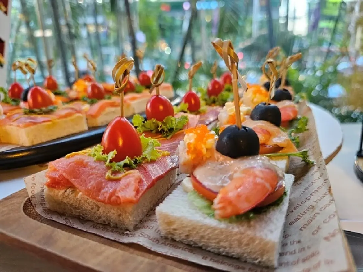 เปิดตัว ‘เมโทร เลานจ์’ โฉมใหม่ ณ  โรงแรมอวานี รัชดา กรุงเทพฯ