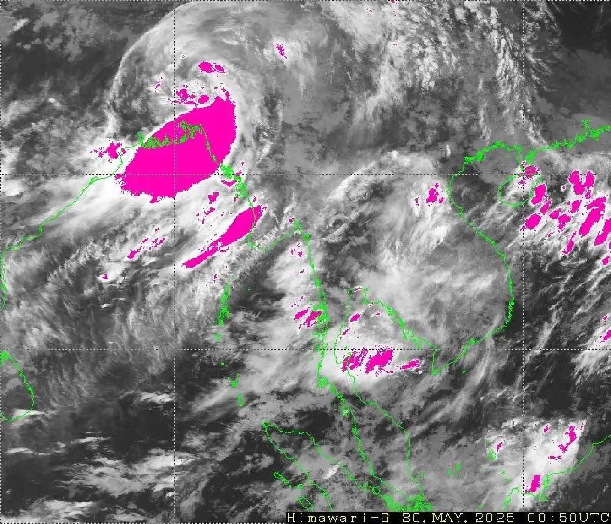 พายุฝนถล่มไทยวันนี้ ลมมรสุมตะวันตกเฉียงใต้พาดผ่าน กระทบเต็มๆ