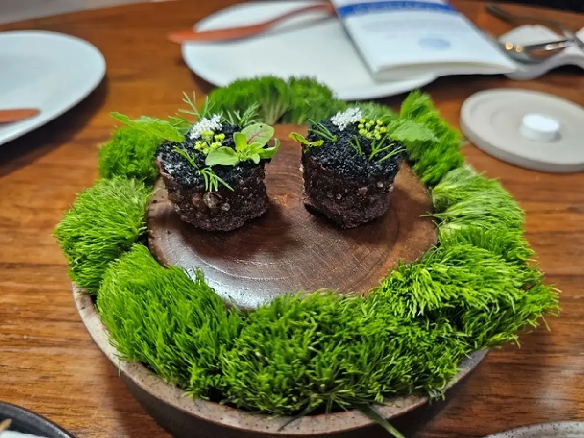 ‘Loyrom’  อาหารค่ำสุดหรู  ‘ร้านอาหารสไตล์นอร์ดิก’  ซอยสุขุมวิท 26