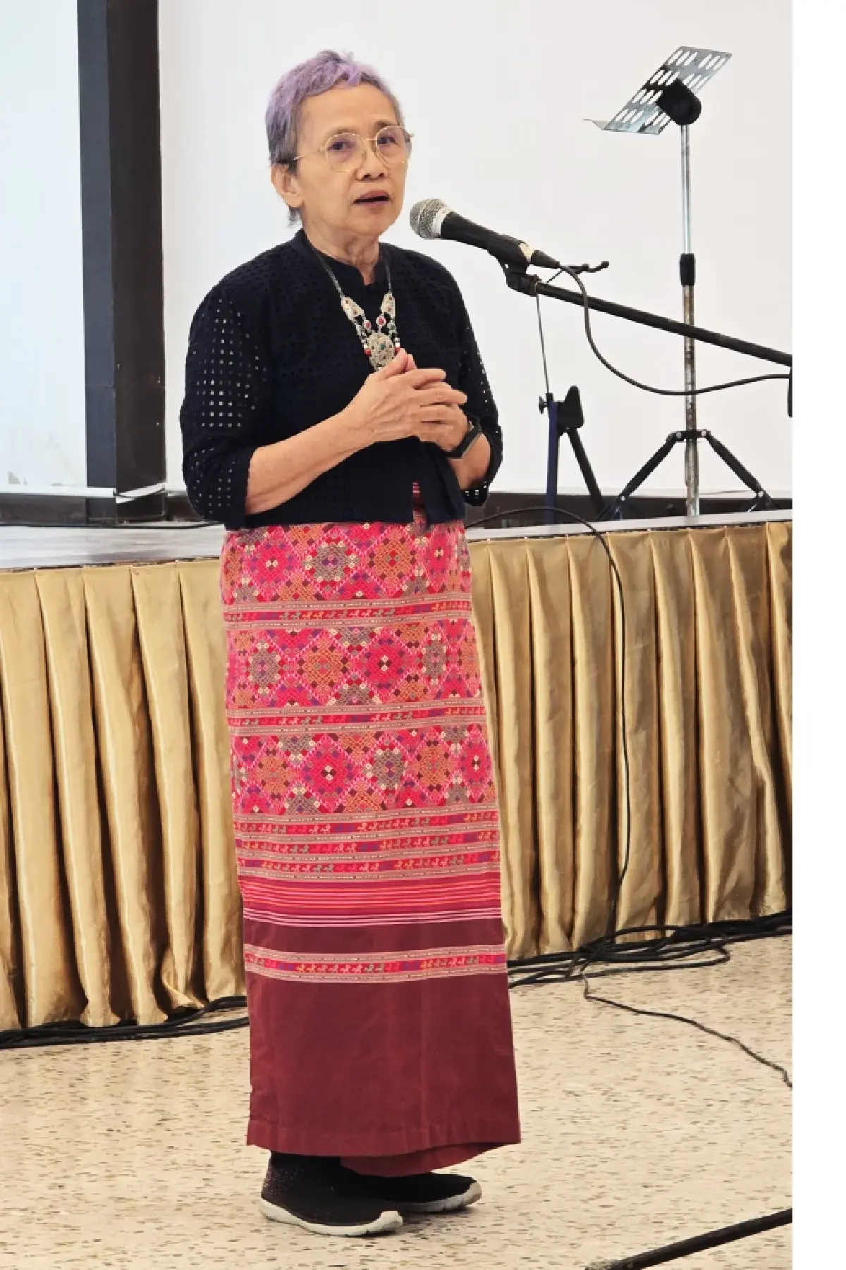 มอบรางวัล 'ศรีบูรพา' ปี 68 แด่ ลาว คำหอม, ธเนศ อาภรณ์สุวรรณ