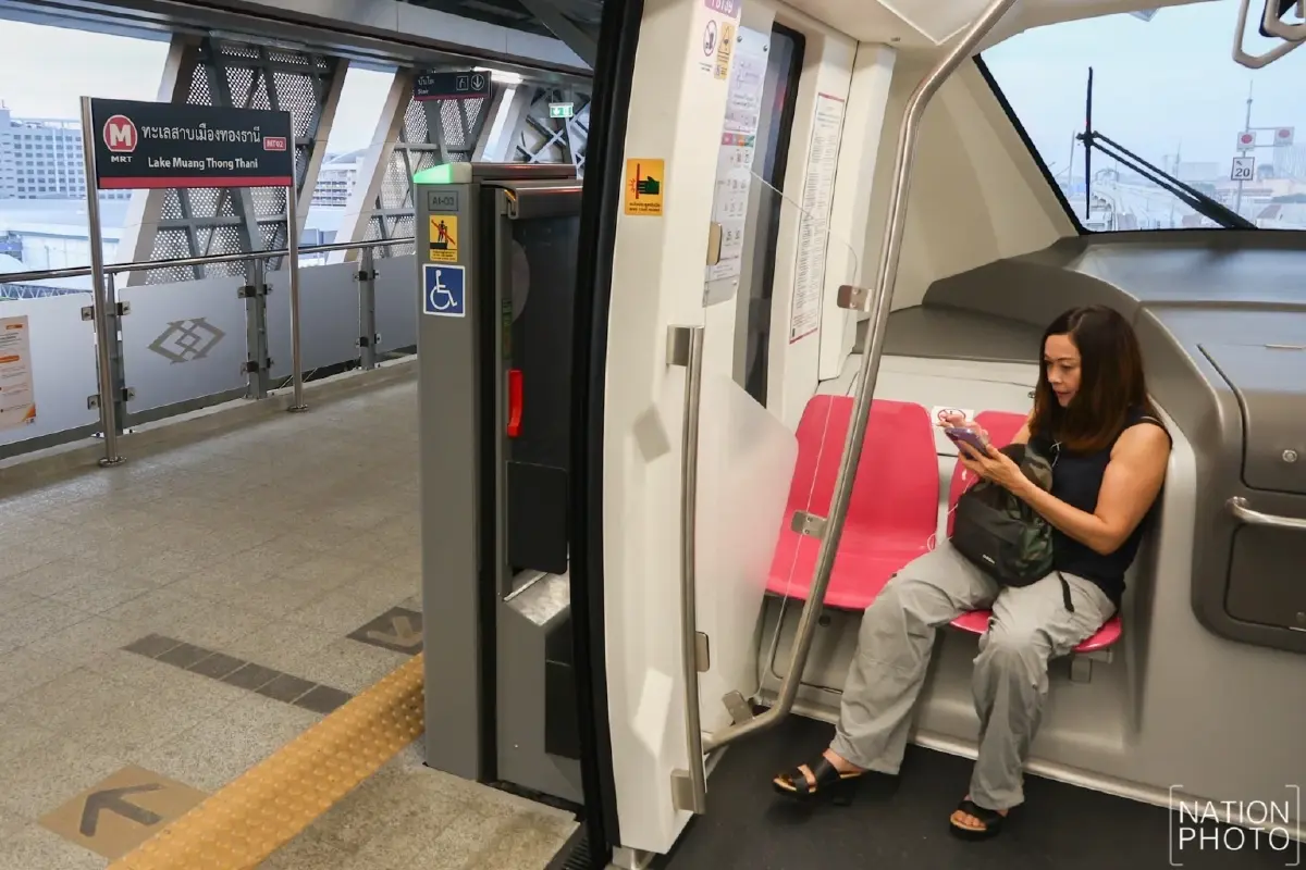 เปิดนั่งฟรี ! ‘รถไฟฟ้าสายสีชมพู’ เชื่อมเมืองทองธานีแล้ววันนี้