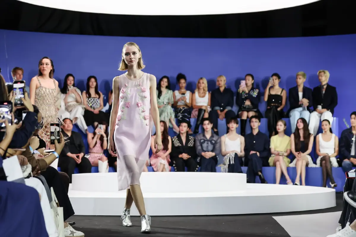 ‘ธนบุรีพานิช’ ผนึก ‘DISAYA’ ชูแฟชั่น ศิลปะ ยานยนต์ ขยายฐานลูกค้า