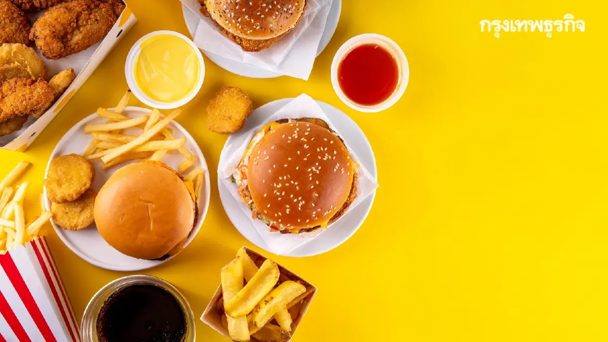 ทำไมใครๆ ก็อ่าน Ultra-Processed People รู้ 5 ข้อก่อนพุ่งตัวไปซื้อ