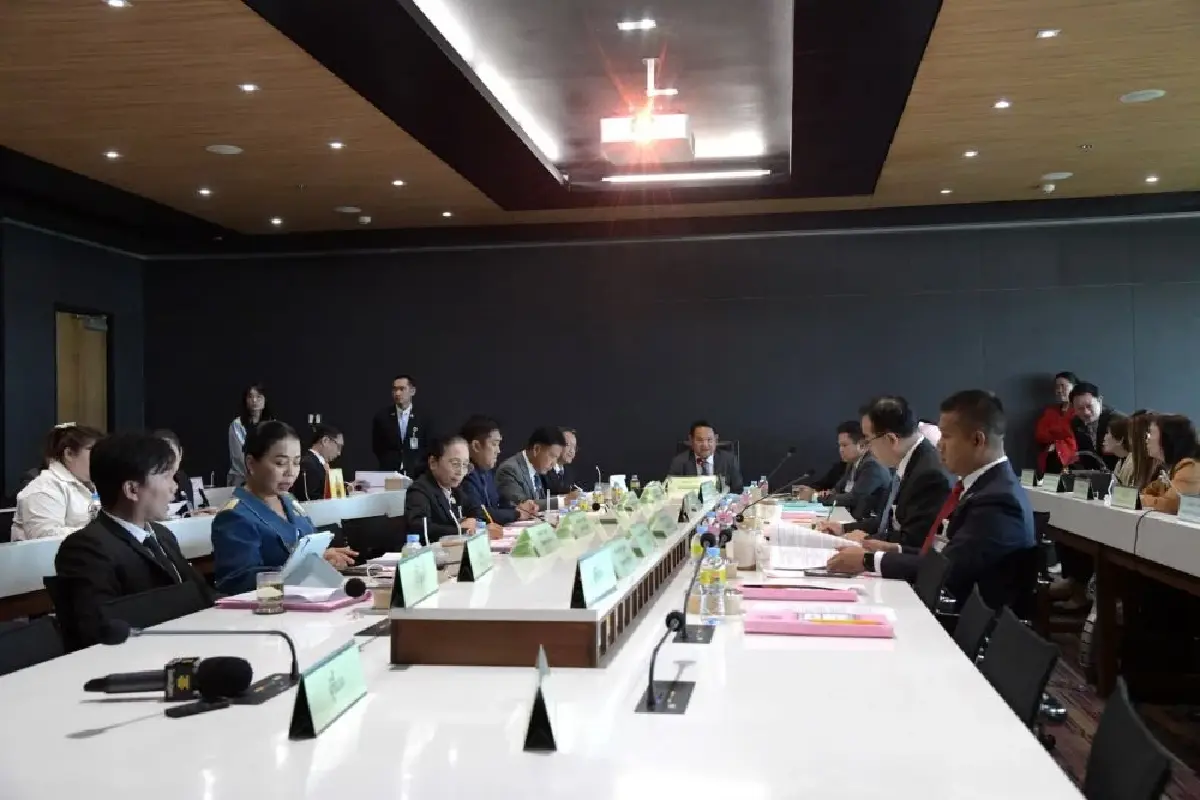 ล็อก ‘อำนาจฯ โมเดล’ ต้นทางฮั้วสว.  เขย่าฐานเสียง ทุบ‘สีน้ำเงิน’