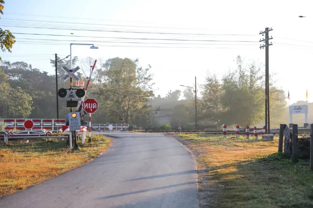 รฟท. เปิดโทษ ฝ่าไม้กั้นทางข้ามรถไฟ ศาลชี้ผิดฝ่ายเดียว ชดใช้ 2 แสน