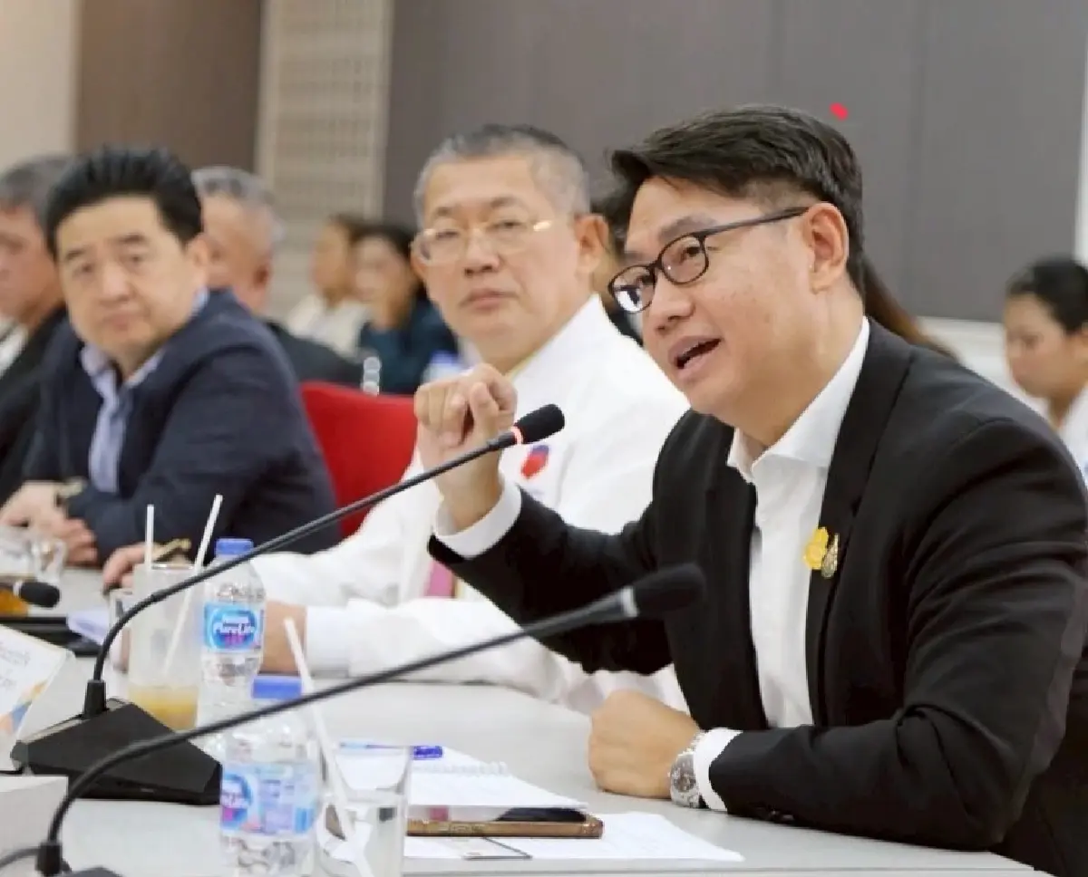 “ปวงชนไทย”ผุดเวทีรับฟังผู้ประกอบการ SME ชงนายกฯออกกม.ช่วยเหลือ