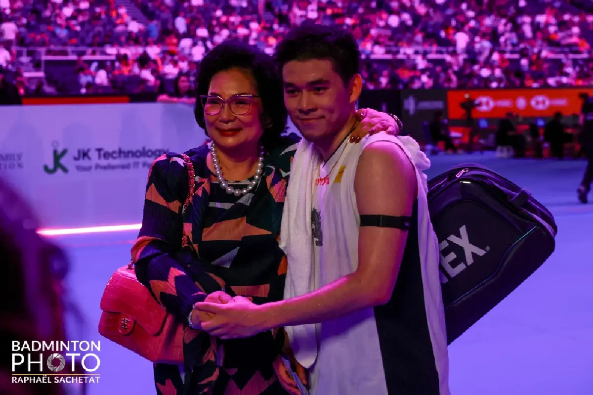 'วิว กุลวุฒิ' ทะยานขึ้นมือ 1 โลก แบดมินตันชายเดี่ยวไทยคนแรก