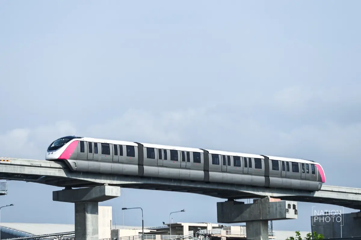 นั่งฟรี รถไฟฟ้าสายสีชมพู เชื่อม 'ศรีรัช - เมืองทอง'  เริ่ม 20 พ.ค. 68