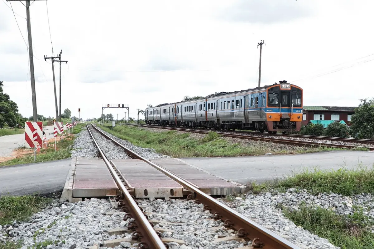 รฟท. เปิดโทษ ฝ่าไม้กั้นทางข้ามรถไฟ ศาลชี้ผิดฝ่ายเดียว ชดใช้ 2 แสน