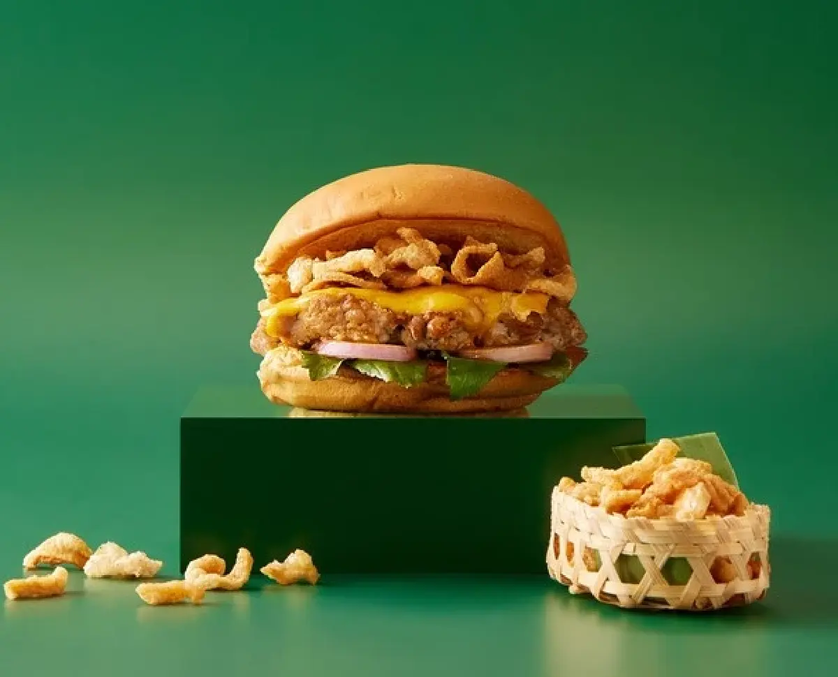 ‘เชฟแพม-พิชญา’ รังสรรค์เมนูแซ่บ ใน ‘Shake Shack X POTONG’