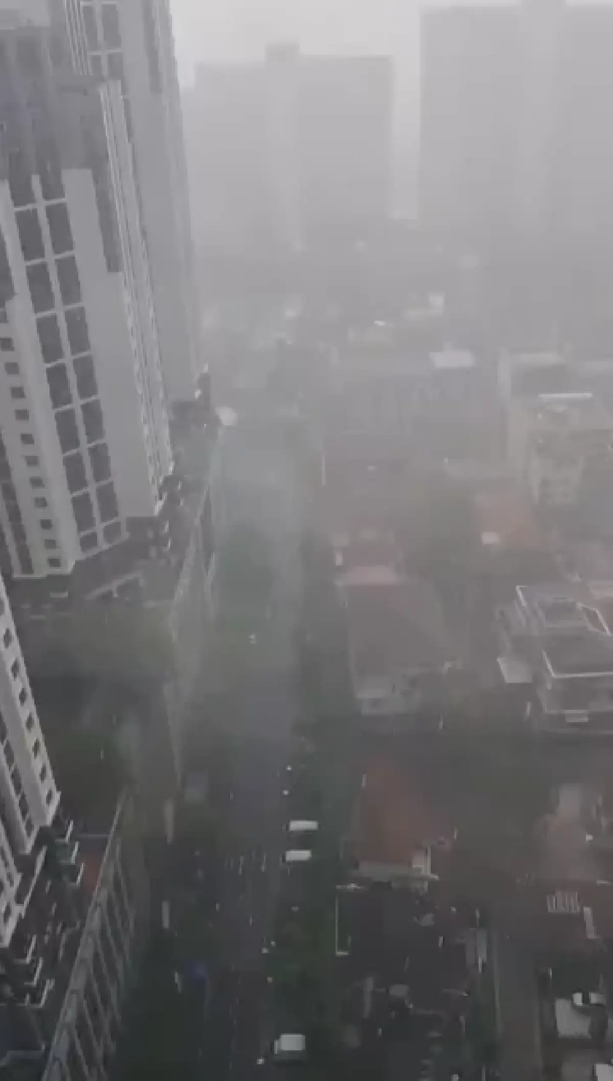 ฝนตกหนัก 1 ชม. กทม. ปริมณฑล น้ำท่วม รถติดมาครบ เช็กสถานการณ์ล่าสุด