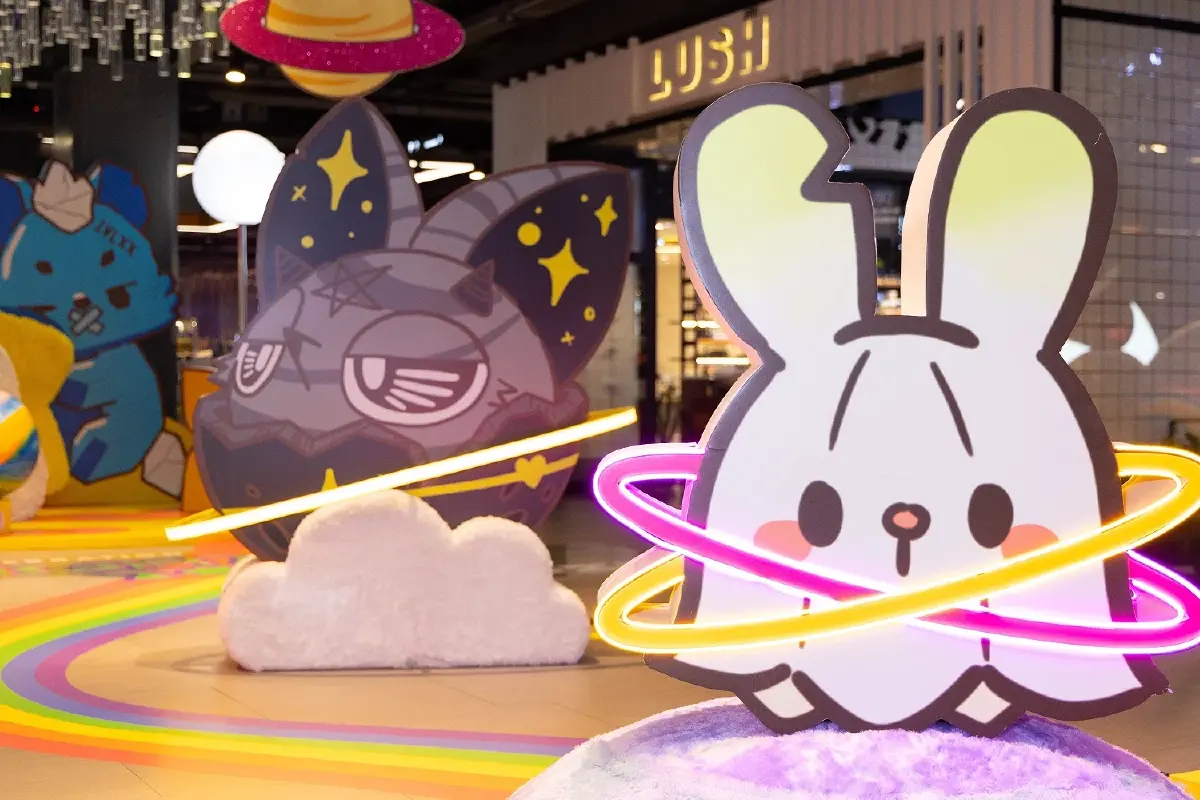 'สยามเซ็นเตอร์' จัดงาน Pride Month ยกขบวนสีรุ้งยิ่งใหญ่แห่งปี