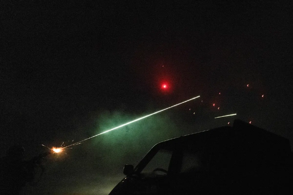 'รัสเซีย' ส่งโดรนโจมตี 'ยูเครน' ครั้งใหญ่สุด ก่อน 'ทรัมป์-ปูติน' หารือวันนี้