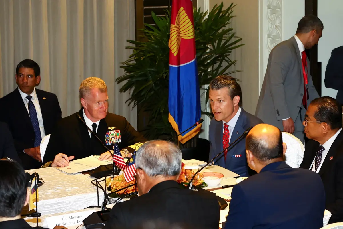 'สหรัฐ' จี้พันธมิตรเอเชีย เร่งซื้ออาวุธ รับมือภัยคุกคาม 'จีน'