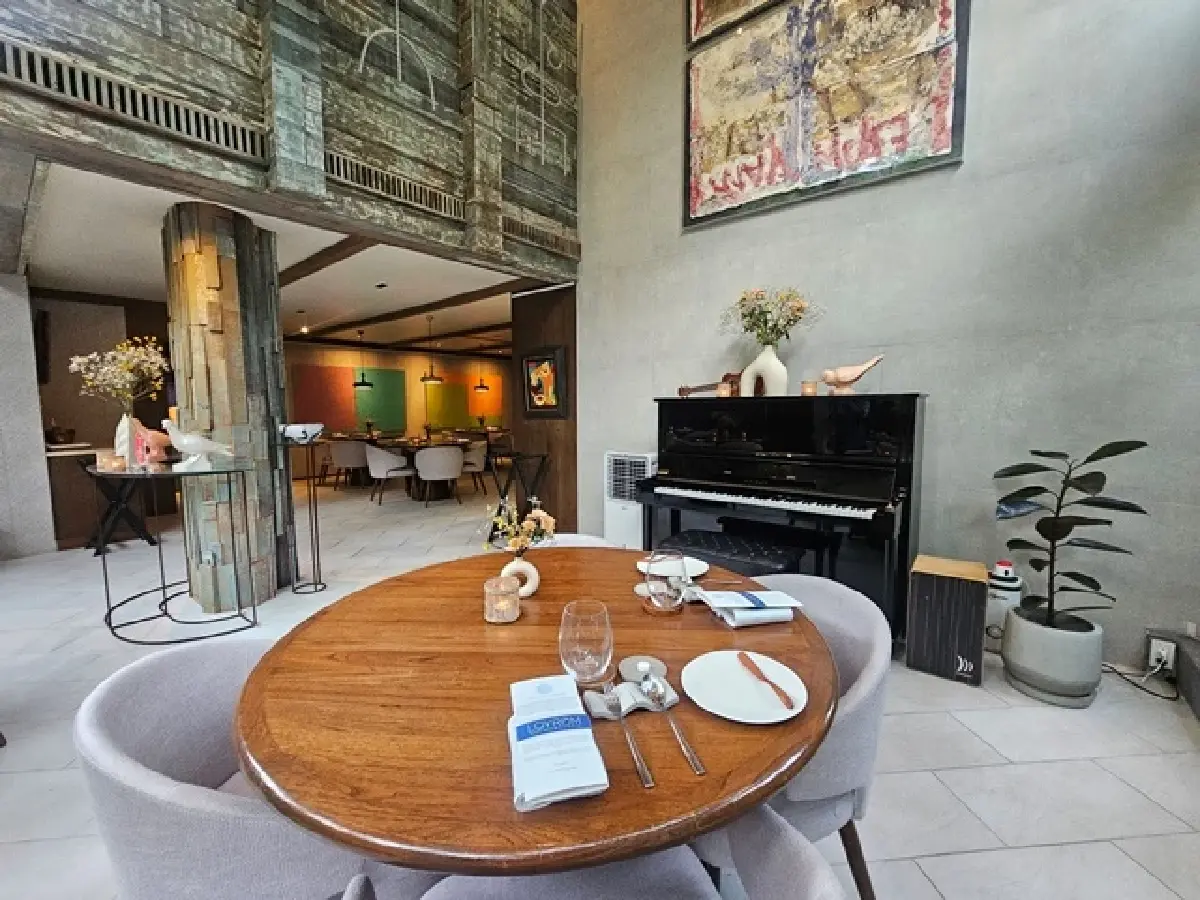 ‘Loyrom’  อาหารค่ำสุดหรู  ‘ร้านอาหารสไตล์นอร์ดิก’  ซอยสุขุมวิท 26