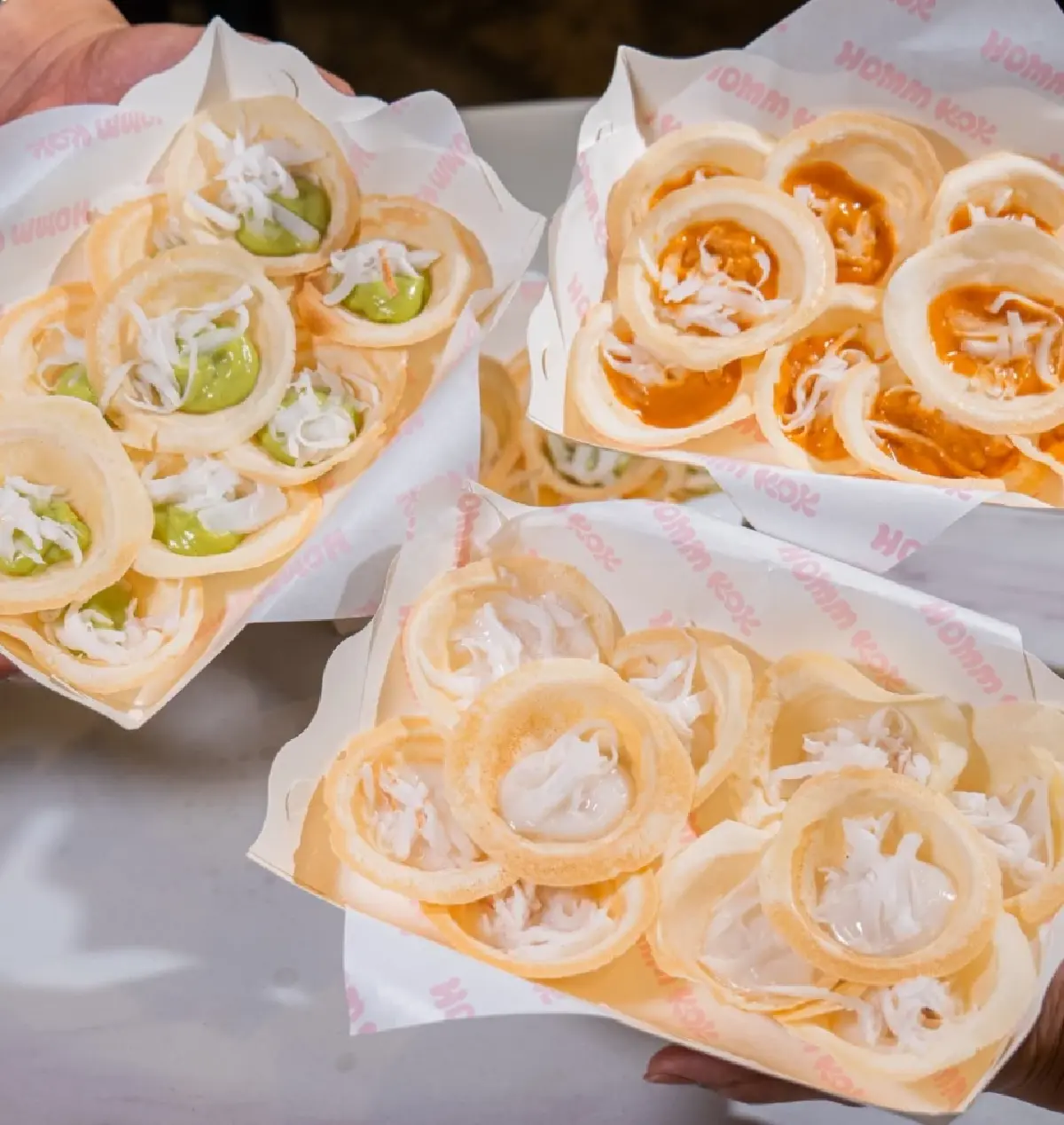 งานวัดกลางศูนย์การค้า ชิมของหวาน อาหารโบราณ ชมของเล่นวันวาน