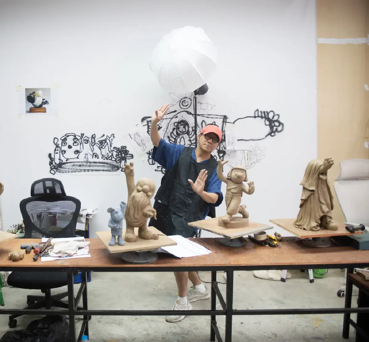 'อุดม แต้พานิช' และผลงาน 'เดี่ยวด้านใน' ท่องไปใน DOMLAND