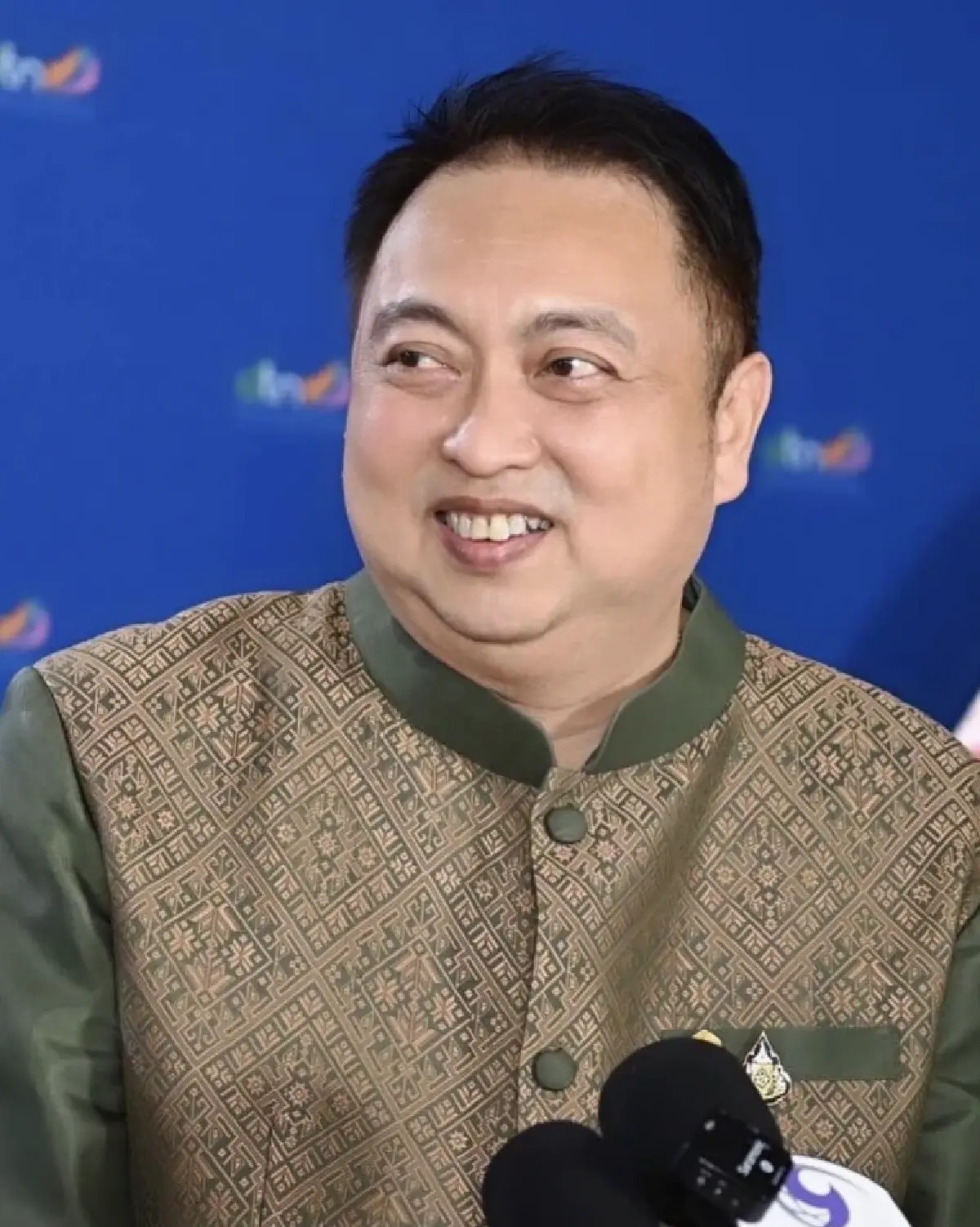 ผ่ายุทธจักรเมืองชล 'บ้านใหญ่' เอาคืน 'ส้ม' ตัวแปร 'เฮ้ง-ผู้กอง'