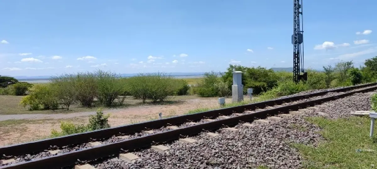 ‘ท่องเที่ยวฤดูฝน’ สัมผัสวิถีริมน้ำ ใต้ราง..ทางรถไฟลอยฟ้า